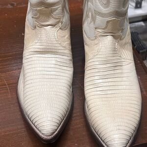 Justin Boots Cream Western Boots